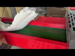 Modèle 800F, 4 couteaux mobiles, coupe sur écran 35mm et broie la laine de roche, la laine de verre et le feutre.