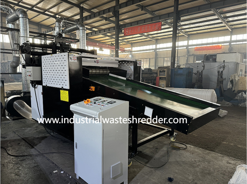 Dernières nouvelles de l'entreprise Machine de concassage pour déchets textiles, tissus et étoffes, machine de découpe à haute efficacité