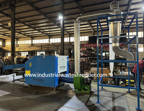 Dernières nouvelles de l'entreprise Thaïlande ancien client commande répétée,machine de déchiquetage de films plastiques lourds sur mesure,machine de déchiquetage de monofilament PP PE,machine de déchiquetage de sacs à dos