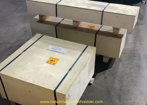 Dernières nouvelles de l'entreprise Détecteur de déchets de tissus non tissés, broyeur de tapis en cuir Vieux vêtements Chopper accessoires Pour la Croatie Vieux client