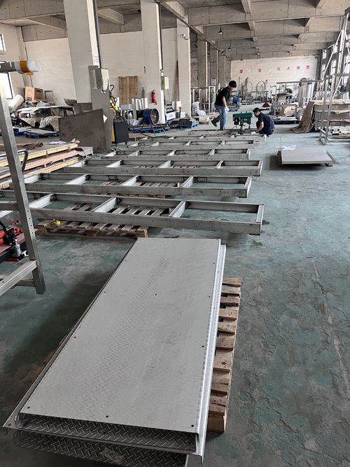 Dernières nouvelles de l'entreprise Actualités récentes: Tendances et développements dans l'industrie de la fabrication de tôles et de métaux en acier inoxydable
