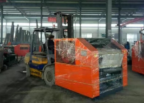 Un bon prix. Réutilisant le rendement élevé de défibreur de feuille de plastique avec tourner le couteau tordu en ligne