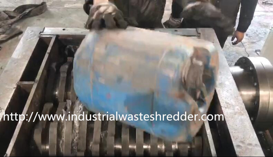 Un bon prix. Défibreur de technologie de lambeau de Fût métallique, entretien simple en plastique de machine de meulage de bouteille en ligne