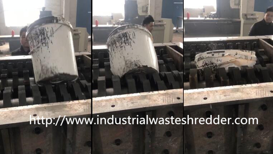 Un bon prix. Défibreur en plastique durable de seau, grande machine de déchiquetage de voiture de baril de rebut en ligne