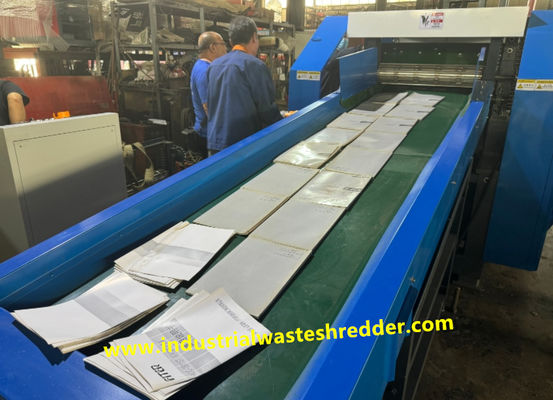 Un bon prix. 1600B Décheteur de déchets de livres de papier Détructeur de carton de carton avec une lame rotative efficace en ligne