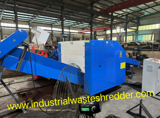 Broyeur de filets de pêche PP Raffia Broyeur avec outil en alliage durable acier lames rotatives Économie d'énergie électrique