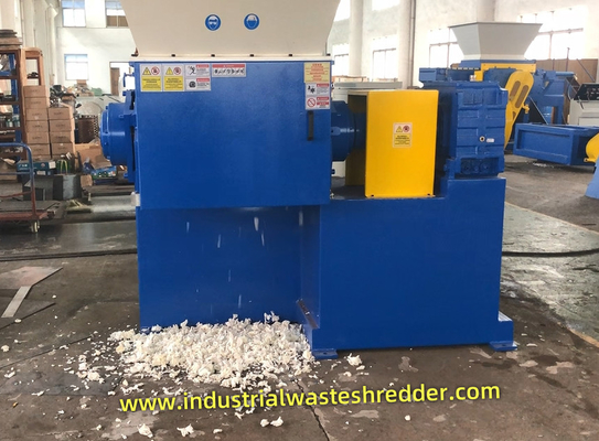 Un bon prix. XRS 800 ABS Machine de déchiquetage de blocs Rotor de diamètre 400 mm en ligne